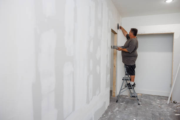 Best Commercial Mold Inspection  in Happy Valley, OR